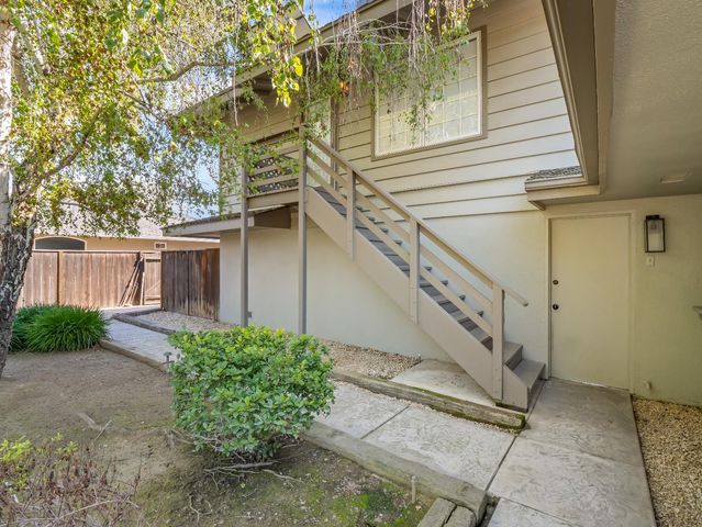 1726 W San Madele Avenue, Fresno, CA 93711