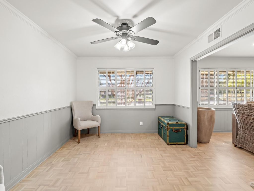 Image 23 of property listing at 1726 W San Madele Avenue, Fresno, CA 93711