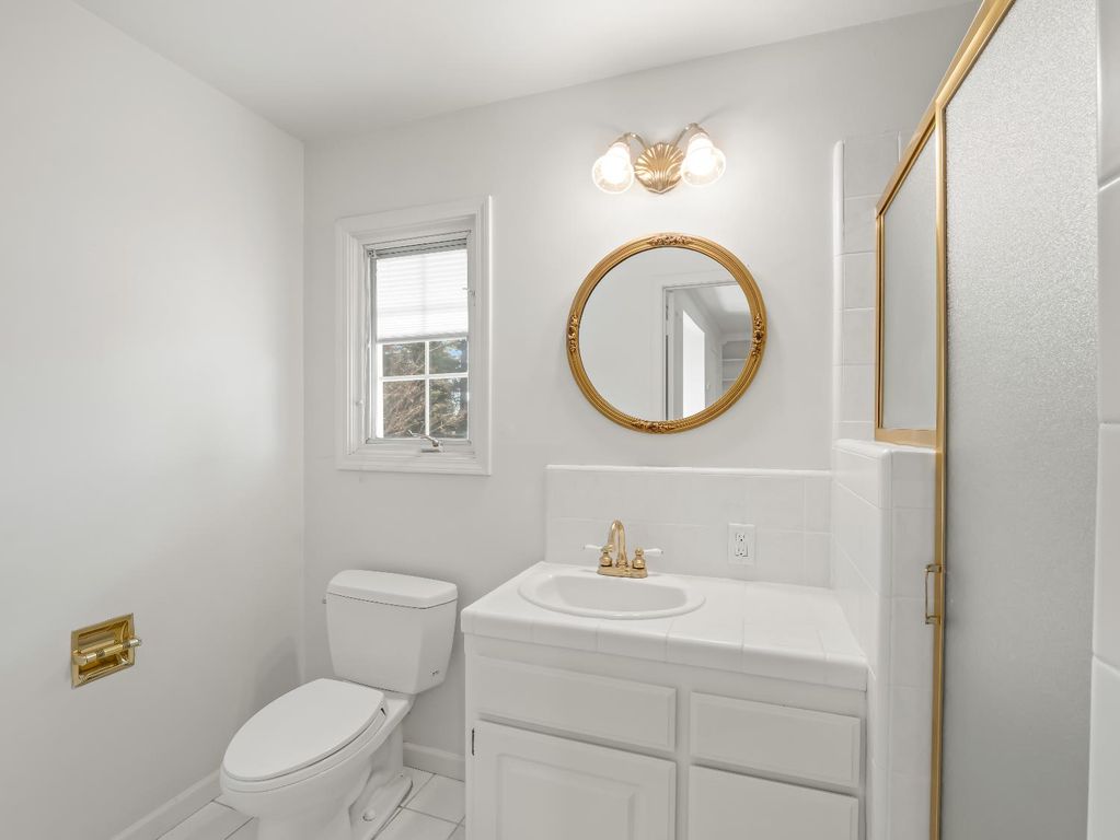 Image 58 of property listing at 1726 W San Madele Avenue, Fresno, CA 93711