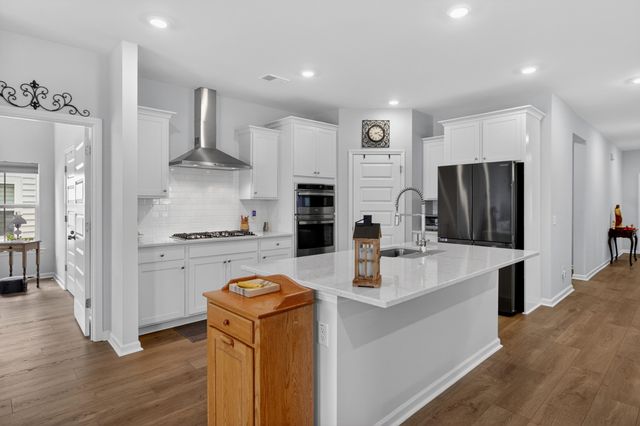 1387 Locals Street, Summerville, SC 29485