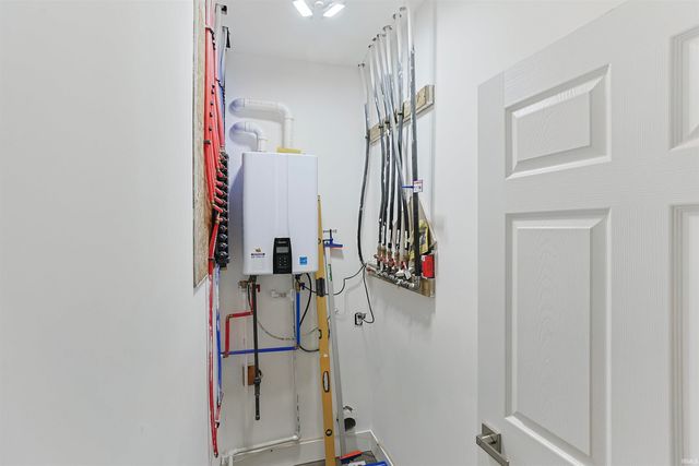 4024 Addison Street, South Bend, IN 46614