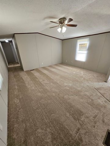 606 Cow Creek Road, Hurricane, WV 25526