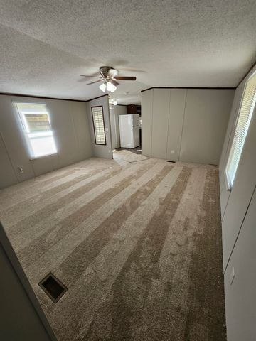 606 Cow Creek Road, Hurricane, WV 25526