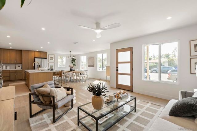 4543 Moraga Ave, San Diego, CA 92117