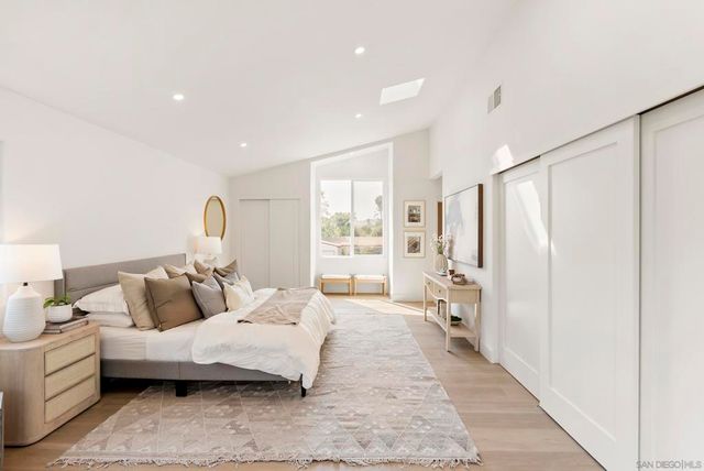 4543 Moraga Ave, San Diego, CA 92117