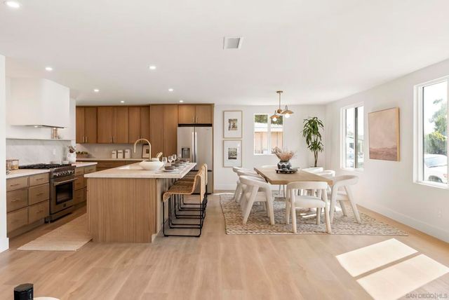 4543 Moraga Ave, San Diego, CA 92117