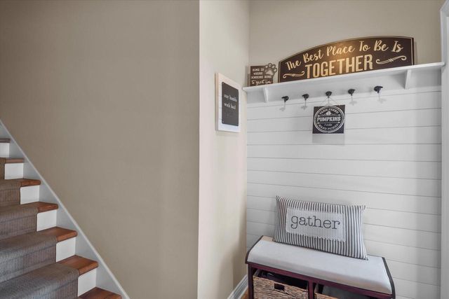 8526 S Bedford WAY, Oak Creek, WI 53154