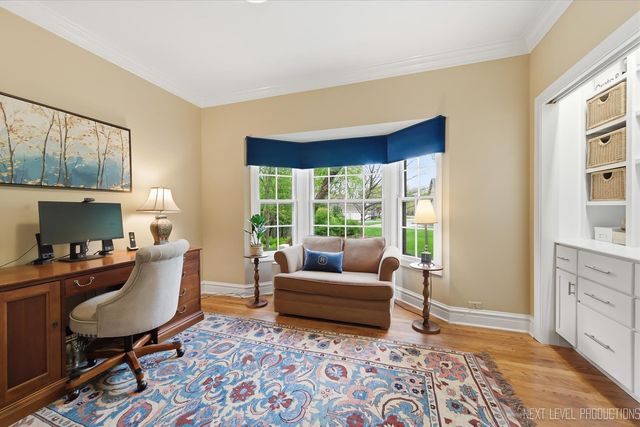 1005 Stonehedge Road, St. Charles, IL 60174