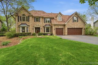 1005 Stonehedge Road, St. Charles, IL 60174