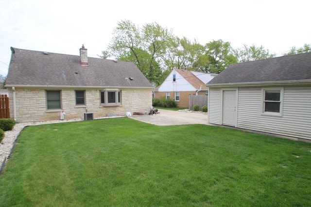 2345 N 103rd STREET, Wauwatosa, WI 53226