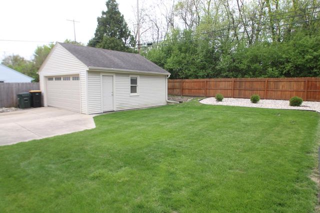 2345 N 103rd STREET, Wauwatosa, WI 53226