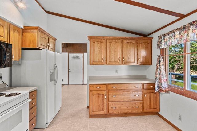 103 STRAWBERRY LANE, Wisconsin Rapids, WI 54494
