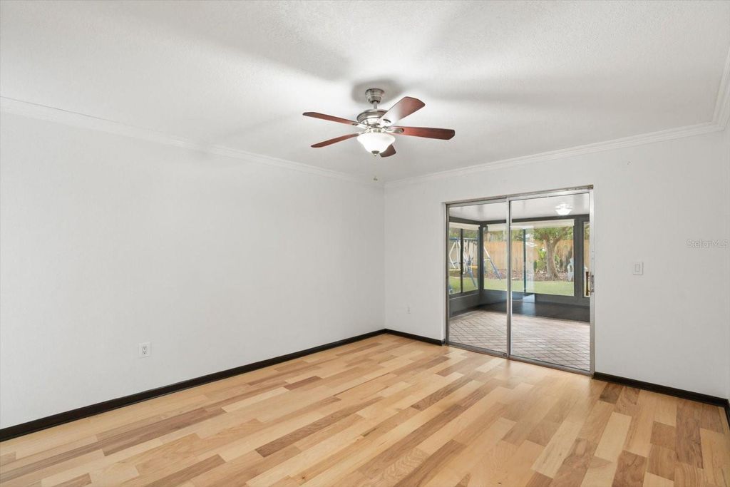 Image 21 of property listing at 4940 CASPIAN COURT, Orlando, FL 32819