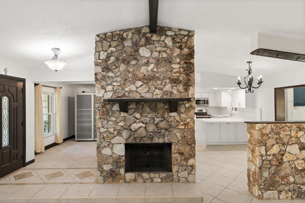 Image 29 of property listing at 4940 CASPIAN COURT, Orlando, FL 32819