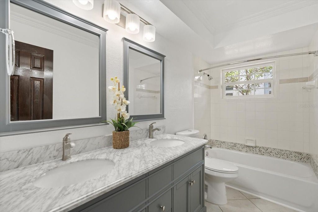 Image 30 of property listing at 4940 CASPIAN COURT, Orlando, FL 32819