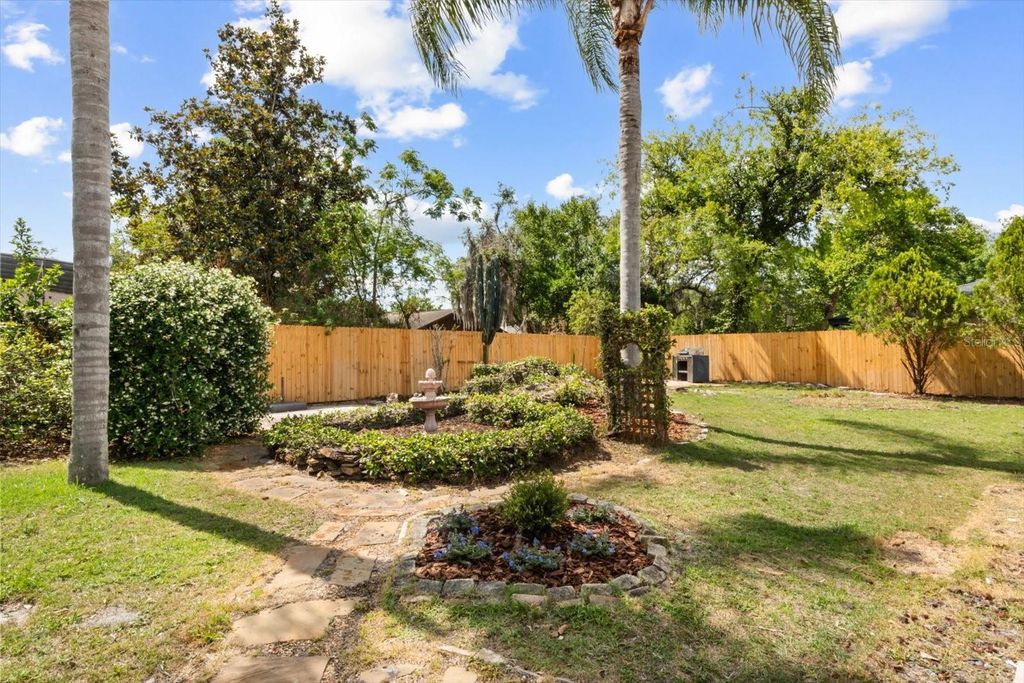 Image 48 of property listing at 4940 CASPIAN COURT, Orlando, FL 32819