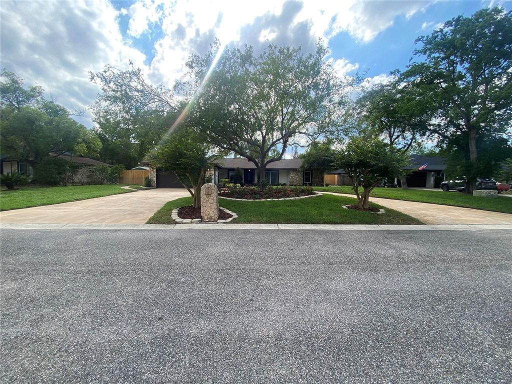 Image 50 of property listing at 4940 CASPIAN COURT, Orlando, FL 32819