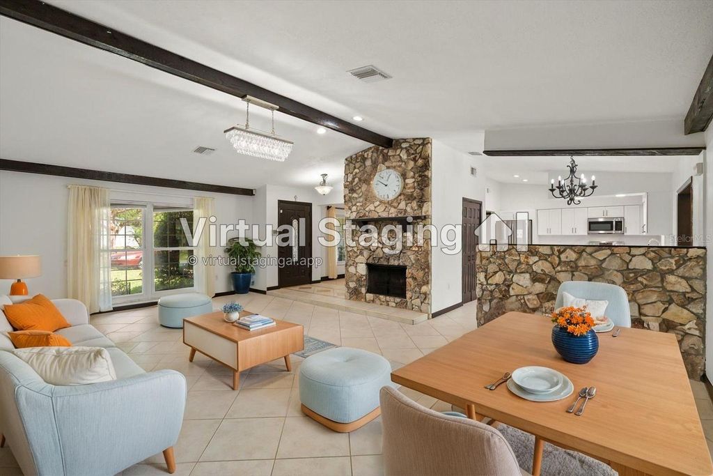 Image 9 of property listing at 4940 CASPIAN COURT, Orlando, FL 32819