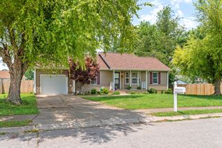 1055 Meshaw Trl, Clarksville, TN 37040