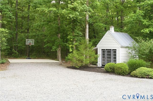 13120 Eppes Falls Rd, Chesterfield, VA 23838