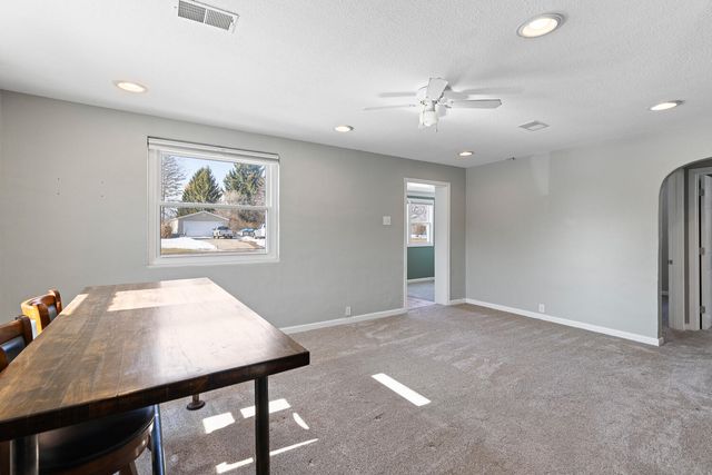 125 Edgewater Drive, Michigan Center, MI 49254