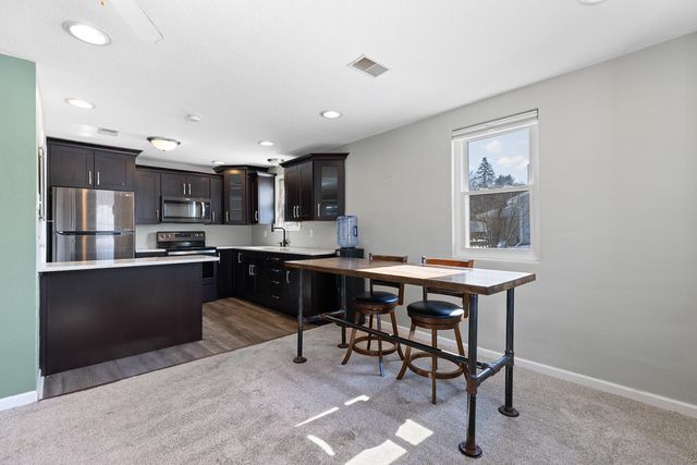 125 Edgewater Drive, Michigan Center, MI 49254