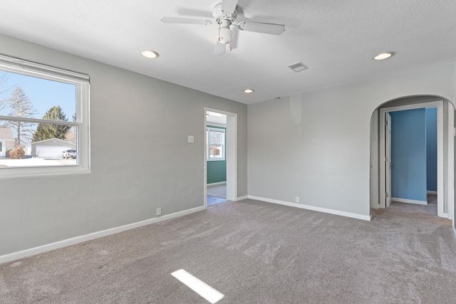 125 Edgewater Drive, Michigan Center, MI 49254