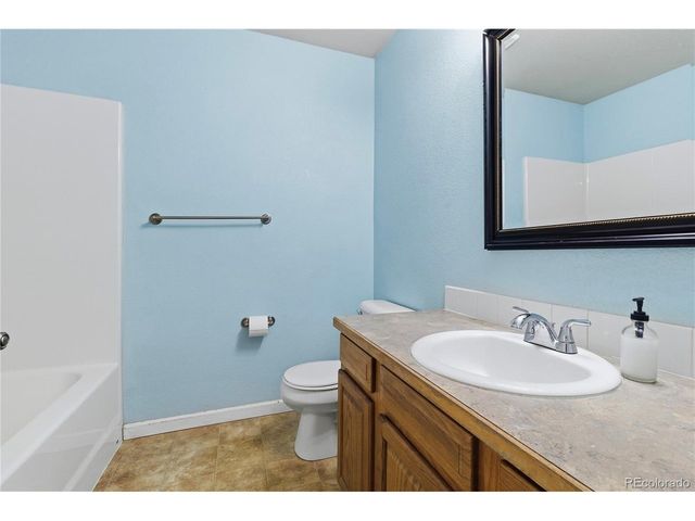 5803 Zinfandel St, Greeley, CO 80634