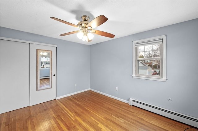 7 Gables Cir, Salem, MA 01970