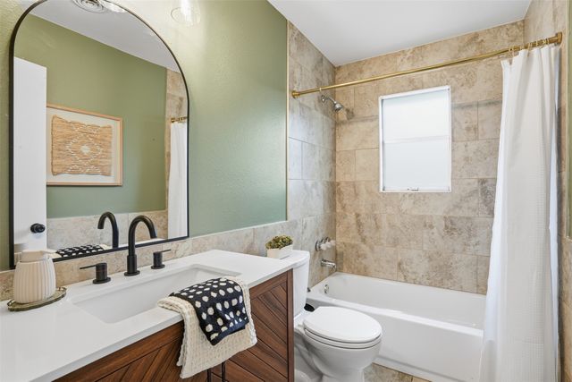 8625 Marys Creek Drive, Benbrook, TX 76116