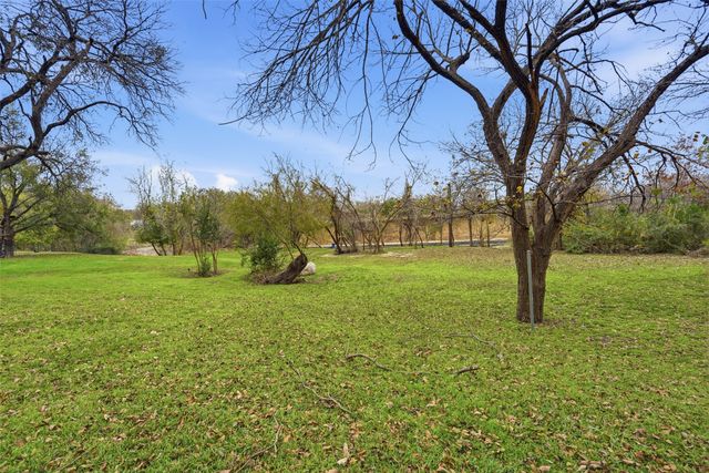 8625 Marys Creek Drive, Benbrook, TX 76116