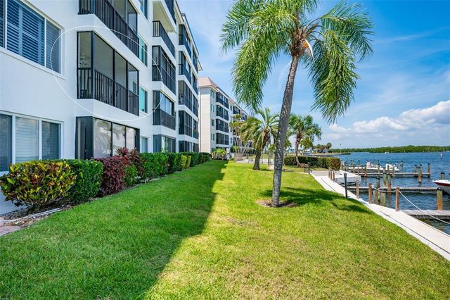 9011 MIDNIGHT PASS ROAD 228, Sarasota, FL 34242
