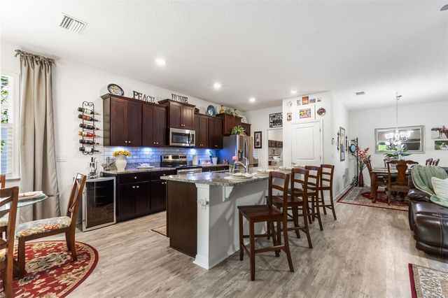 12421 EASTPOINTE DRIVE, Dade City, FL 33525