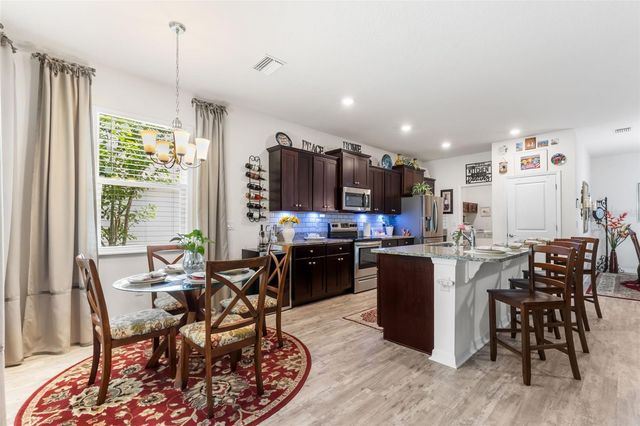 12421 EASTPOINTE DRIVE, Dade City, FL 33525