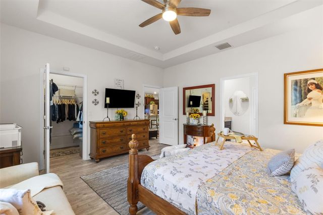 12421 EASTPOINTE DRIVE, Dade City, FL 33525