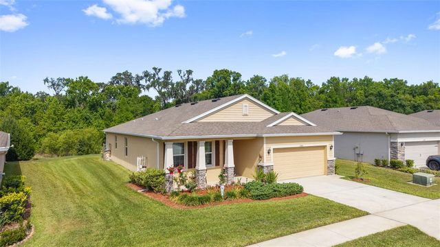 12421 EASTPOINTE DRIVE, Dade City, FL 33525
