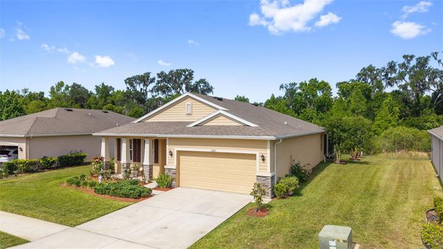 12421 EASTPOINTE DRIVE, Dade City, FL 33525