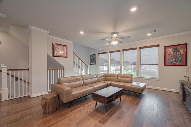 11922 Briarwood Hill Way, Houston, TX 77051