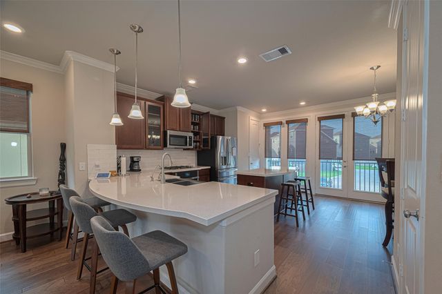 11922 Briarwood Hill Way, Houston, TX 77051