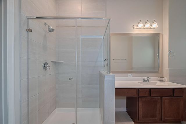 11922 Briarwood Hill Way, Houston, TX 77051