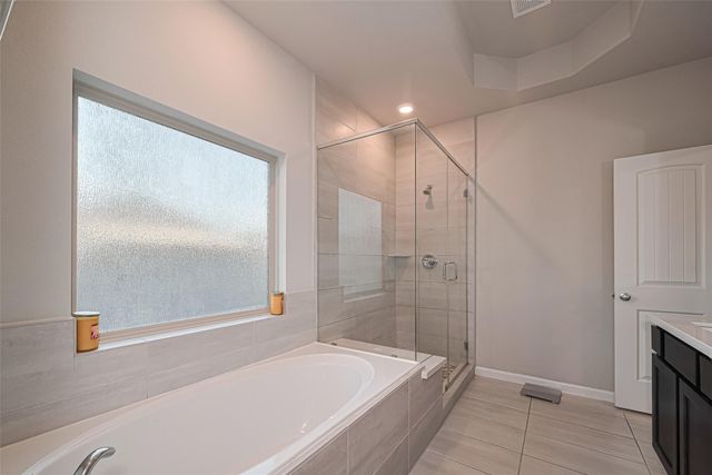 11922 Briarwood Hill Way, Houston, TX 77051