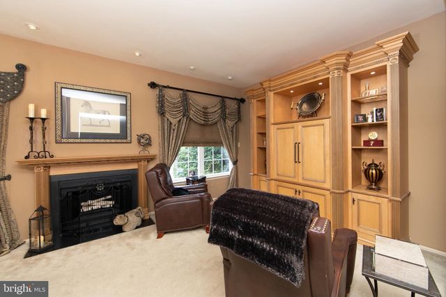 58 BUCKINGHAM PL, Cherry Hill, NJ 08003