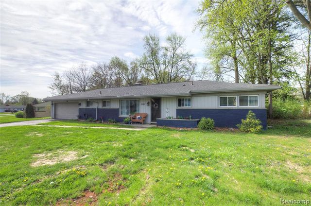 5367 Cambourne Place, West Bloomfield, MI 48322