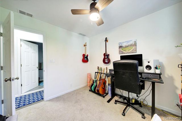 5367 Cambourne Place, West Bloomfield, MI 48322