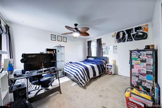 5367 Cambourne Place, West Bloomfield, MI 48322