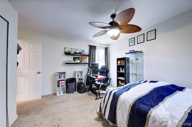 5367 Cambourne Place, West Bloomfield, MI 48322