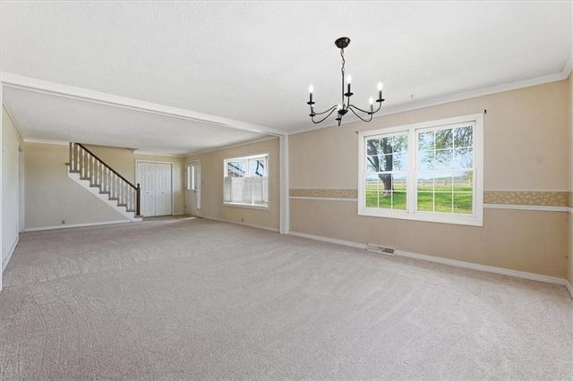 21503 S State Route Y Highway, Belton, MO 64012