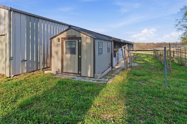 21503 S State Route Y Highway, Belton, MO 64012