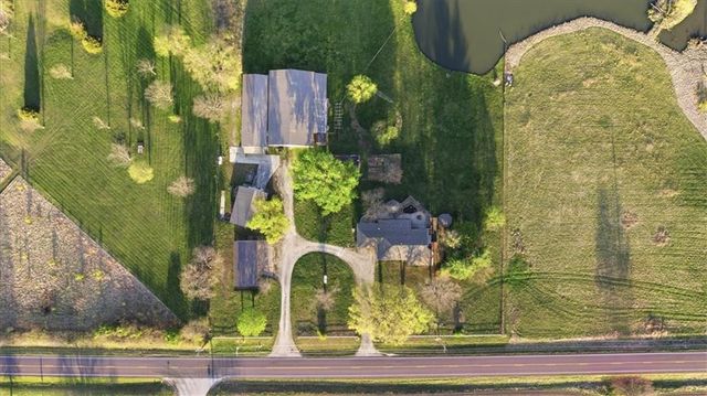 21503 S State Route Y Highway, Belton, MO 64012