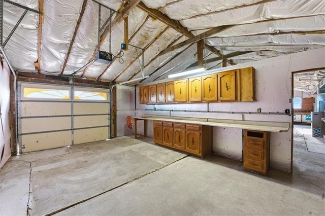 21503 S State Route Y Highway, Belton, MO 64012